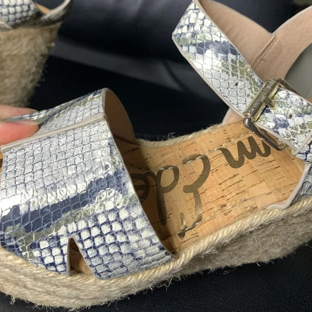 Sam Edelman Snake Print Wedges, size 7 - Picture 4 of 8